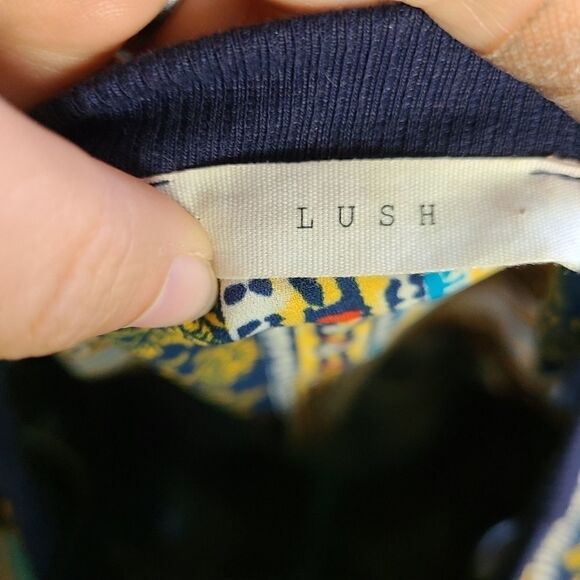 Lush Sleeveless Top   - Picture 6 of 7